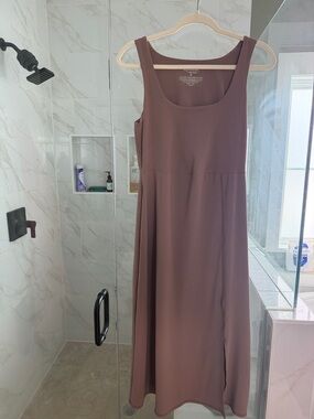 Isabel Maternity by Ingrid & Isabel Sleeveless Maxi Dress in Mauve Brown NWT